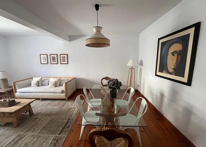 La Plaza Ii Apartment *